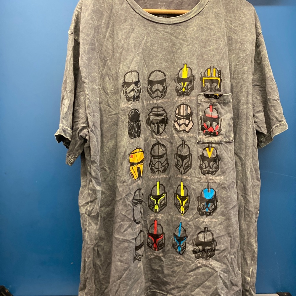 Limited Edition- Disney Star Wars Gray Short Sleeve Tee